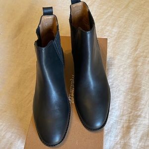 Madewell Chelsea boots